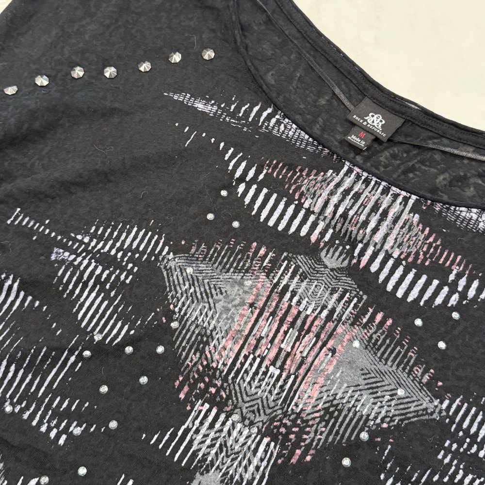 Cool Rock & Republic WM Size MED Black/Gray Burnout Studded Short Sleeve Shirt - Picture 5 of 9